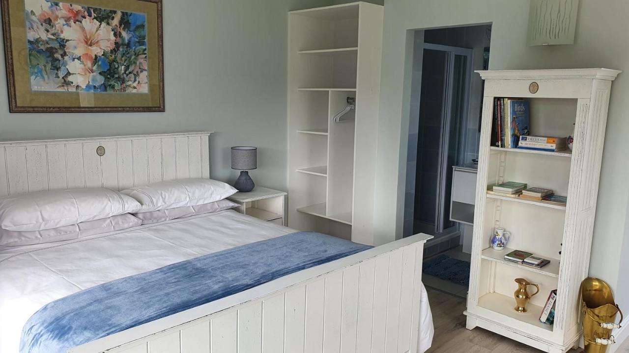 Modern Solar Powered 1 Bed Studio Apartment With Amazing Views Plettenberg Bay Luaran gambar